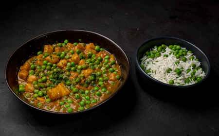 Pea and Potato Curry