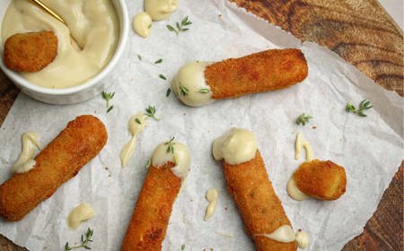 Veggie Fingers With Three Cheese Sauce