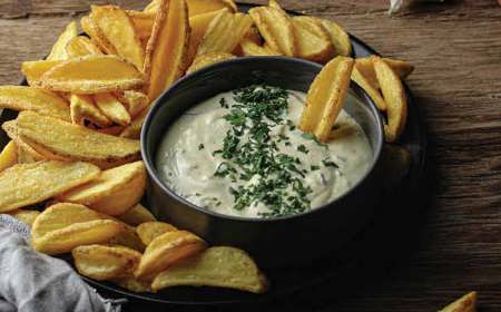 Crispers Served With Garlic Aioli Dip